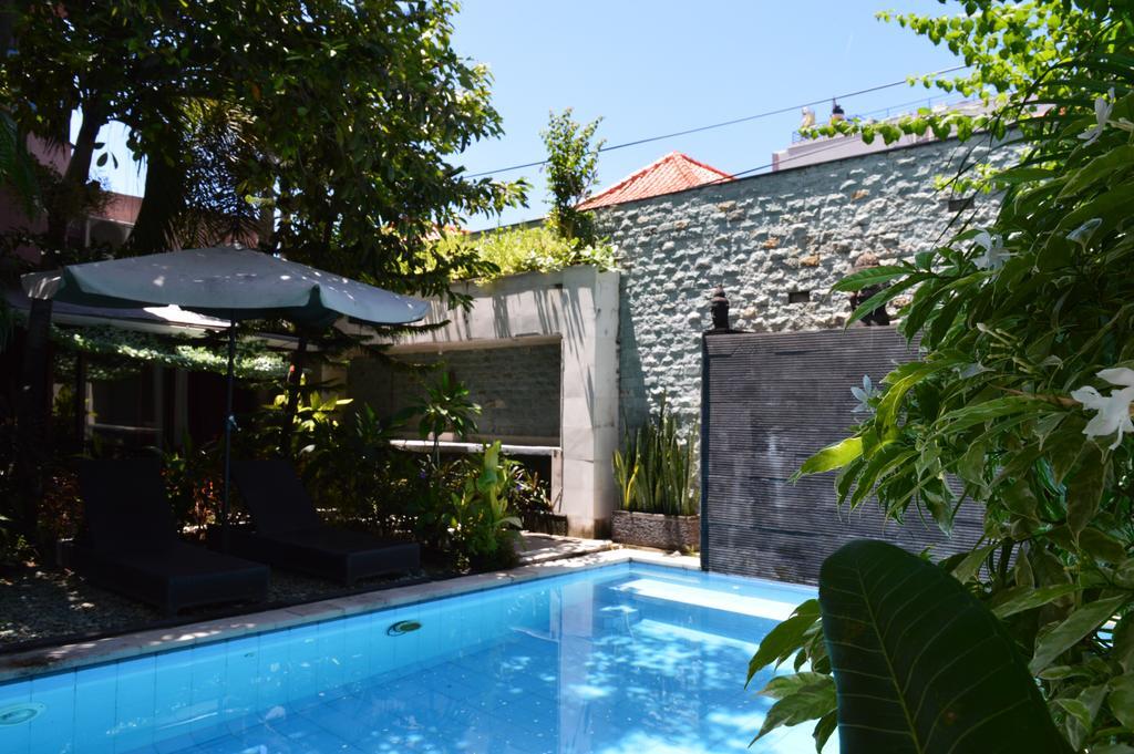 Marinos Place Legian  Exterior photo